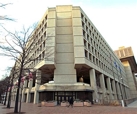 Axios: Trump Wants to Revamp 'Brutalist Architecture' FBI Building ...