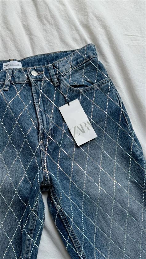 Pin by desu on ropa in 2025 | Sparkle jeans, Stylish outfits, Trendy outfits