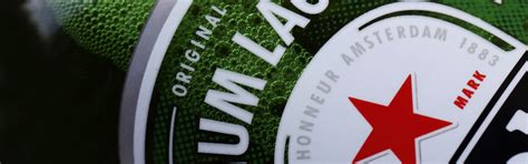 Download wallpaper macro, star, bottle, beer, label, Heineken, section ...