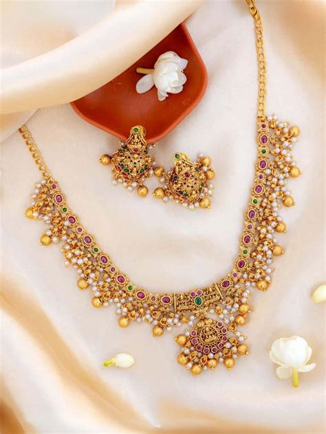 Buy Matte Finish Ruby Emerald White Lakshmi Gutta Pusalu Choker Online ...