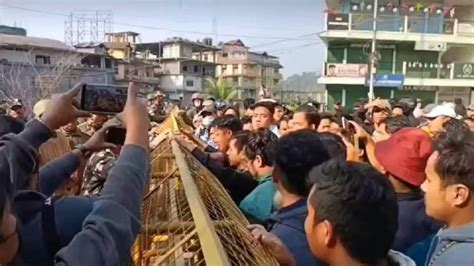 Arunachal: Scuffle breaks out between police and protesters in state's ...