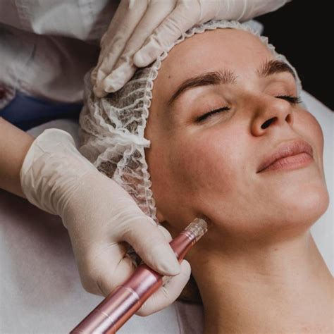 BB Glow Service | Flawless Radiant Skin Treatment – Leaf Water