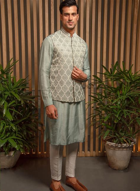 Pearl Embroidered Bandi with Kurta Set – Darshika Menswear