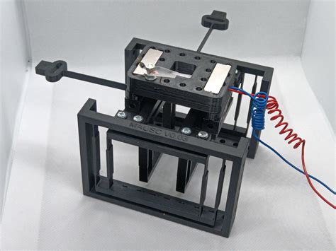 RepRap: Blog: Maus C V0.03 XY Flexure Stage assembled