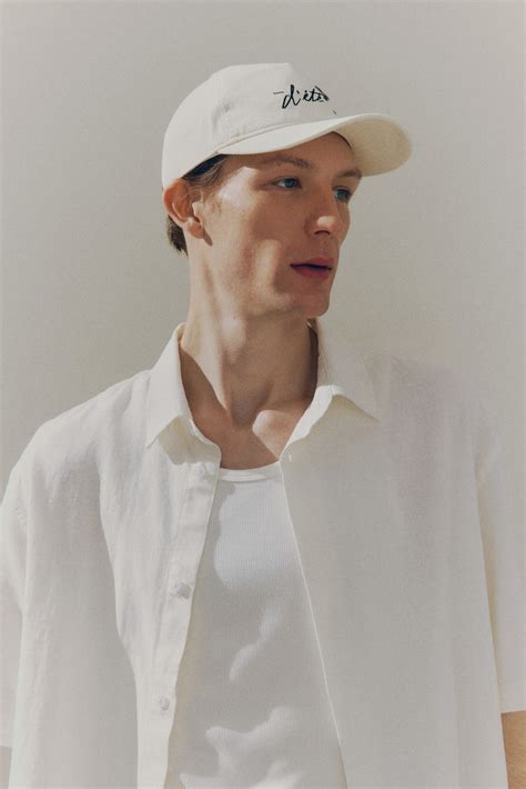 Loose Fit Short-sleeved linen-blend shirt - Cream - Men | H&M IN