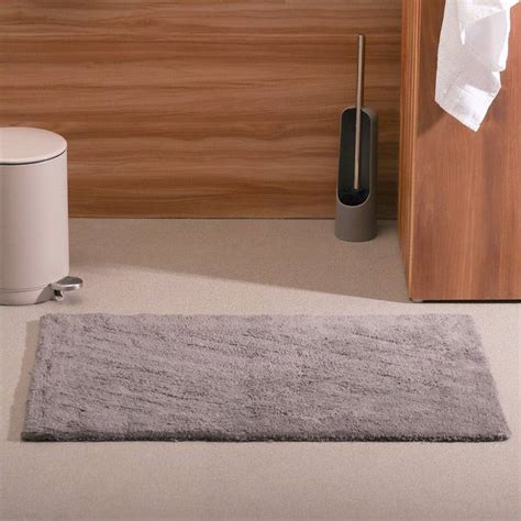 ESQ Living Chelsea Striped Reversible Tufted Bathmat - Grey | Modern Quests