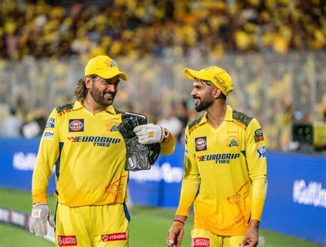 MS Dhoni Replace Ruturaj Gaikwad as CSK Captain IPL 2025