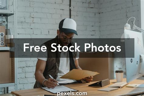 Computer Warehouse 的图像结果