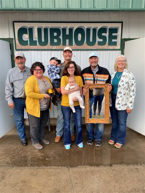 Aberdeen Chamber of Commerce announce 2025 Farm Family of the Year - Hub City Radio