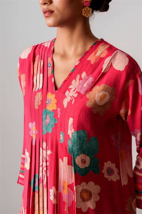 Pink Floral Printed Cotton Kurta Set – TRULY SMA