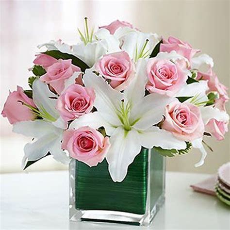 Pink Roses and White Lilies in Glass Vase – Flowers Hut