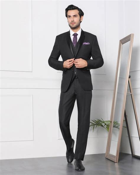 Buy Tuxedo Suits for Men Online in India | Blackberrys