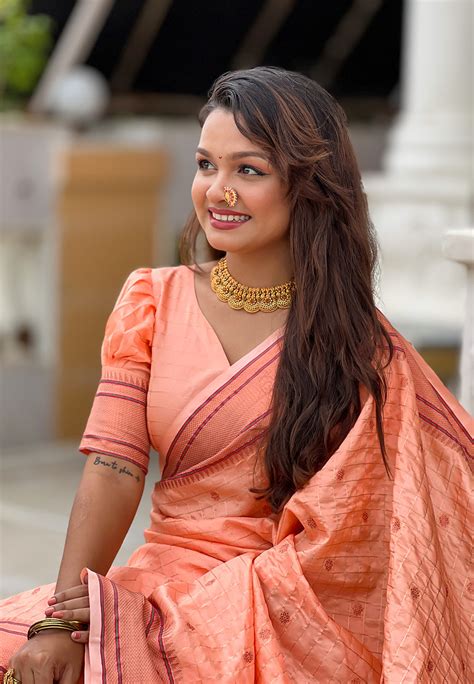 Peach Checks Paithani Silk Zari Woven Saree – Elite Weaves