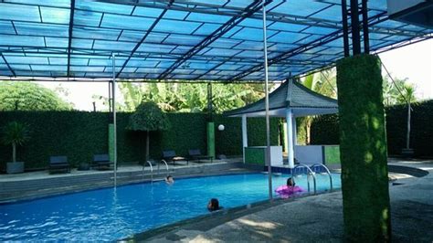 HOTEL SAPTRA MANDALA (Blitar) - Hotel Reviews & Photos - Tripadvisor