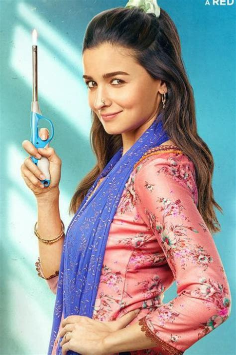 Shefali Shah’s Bio, Age, Relationships, Latest Buzz, Photos & Videos