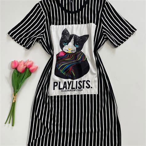 Playlists Maternity Dress-Bust 34 – Outdated