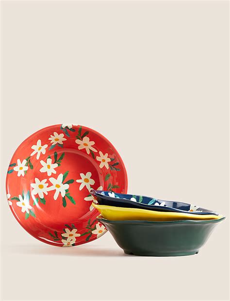 Buy Set Of 4 Expressive Floral Picnic Pasta Bowls at Marks & Spencer
