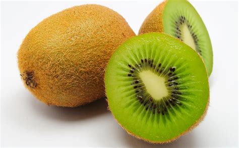 BLOOM & GROW Kiwi Fruit Plant Grafted Hayward Variety Live Plant ...