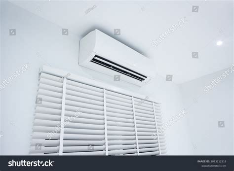 Inside AC Local 的图像结果