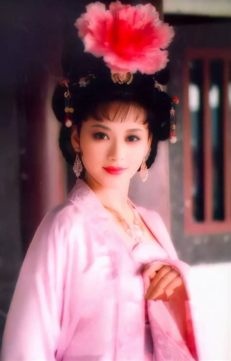 刘晓庆40岁演16岁少女，这版《武则天》，如萍苗乙乙颜值巅峰-搜狐大视野-搜狐新闻