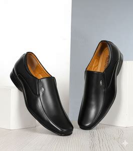 Clarks Formal Shoes - Buy Clarks Formal Shoes Online at Best Prices In ...