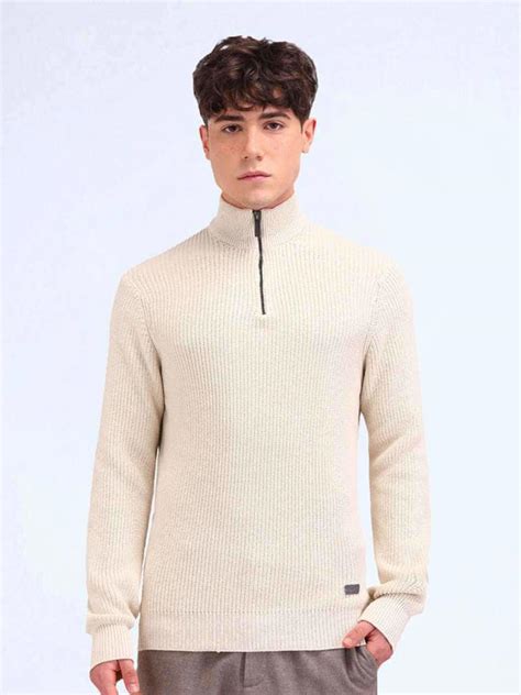 Men's Sweaters: A Timeless Essential for Style, Comfort, and Versatility