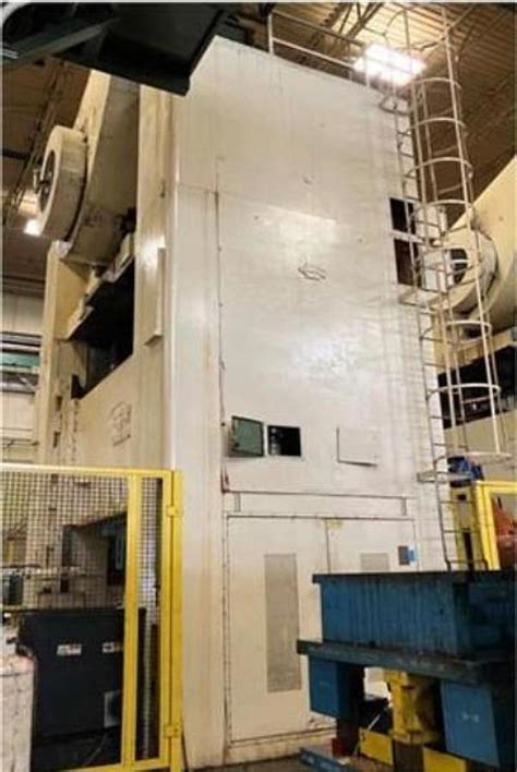 Used 1000 tons Press Sheet Stamping Mechanical Danly S4-100-144-84 ...