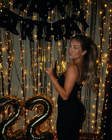 ELLA PALEN ☀️ | I’m posting this video because 2 years ago today, I dropped out of college. I ...