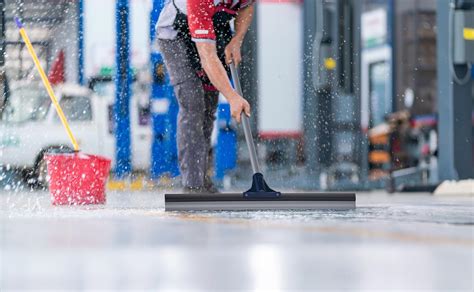 Snapklik.com : DSV Standard Floor Squeegee For Concrete Floor, 30 ...