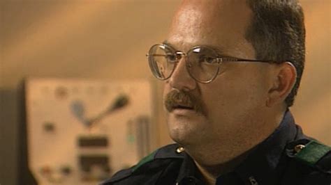 Forensic Files Narrator 的图像结果