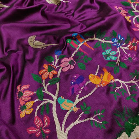 Wine Color Pure Katan Silk Handwoven Banarasi Saree – Banarasi Shagun