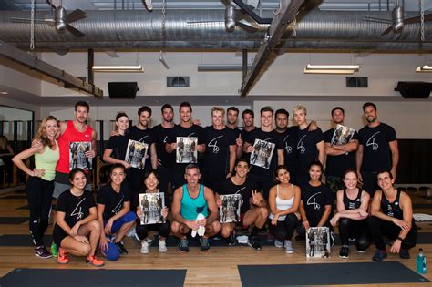 Equinox West Hollywood Photos : Dave Navarro Seen Outside The Equinox ...