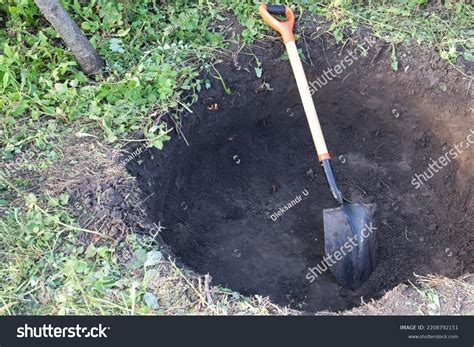 Dig a Pit 的图像结果