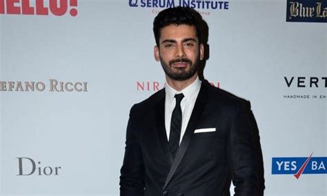 Is Pakistani actor Fawad Khan's role in Ae Dil Hai Mushkil (ADHM) just ...