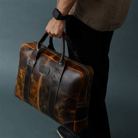 Shop Leather Briefcase For Men Online At The Best Price | MaheTri
