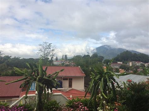 BAMBOOSA GUEST HOUSE (Bukittinggi) - Guesthouse Reviews, Photos, Rate ...