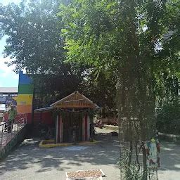 Sri Valamburi Vinayagar temple aka Station Pillayar - Hindu temple ...