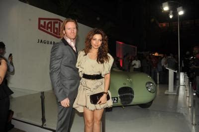 Shama Sikander features in Alexx O’Nell’s music video