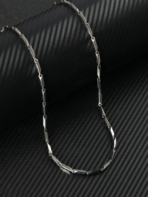 Twisted Cuboids Silver-Plated Link Chain for Men – Priyaasi
