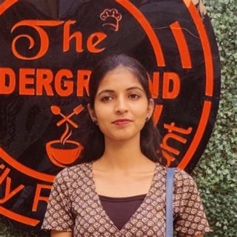 Surbhi - Maths teacher in Patna - ₹999/h