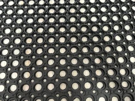 ANTI SLIP RUBBER MATS Manufacturer in Tamil Nadu - Anti Slip Industrial ...