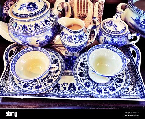 Display Antique Tea Set at Vincent Flora blog