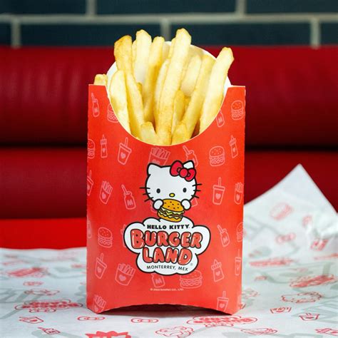 Hello Kitty Burgerland (@hellokittyburgerland) • Instagram photos and ...