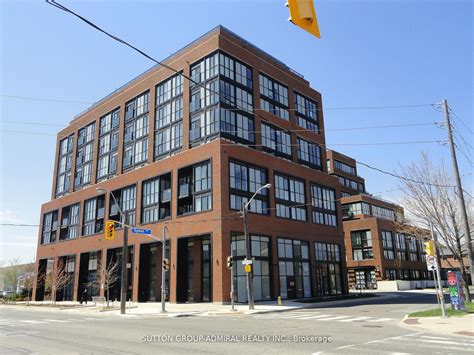 718 - 2300 St Clair Avenue W, Toronto, ON M6N 1K8