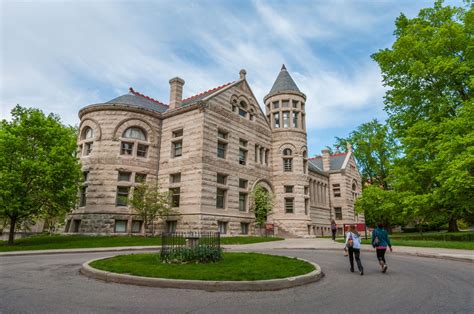 University 的图像结果