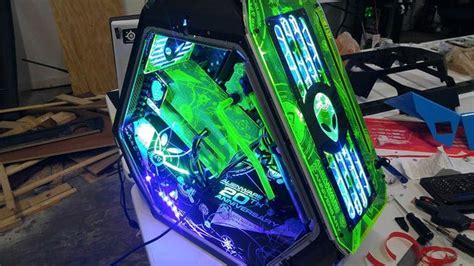 Alienware Anniversary Case Mod by V1Tech - 2016-04-15 - The 15 Most ...