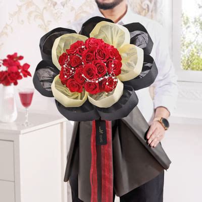 Where Love Blooms: Order Anniversary Flowers Online | Interflora India ...