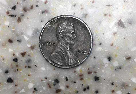 1990 no mint mark, silver colored penny | Coin Talk