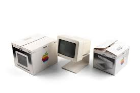 The Revolutionary Impact of the Apple II on Personal Computing History - commodorehistory.com