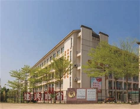 惠州市技师学院2017年收费标准_广东招生网